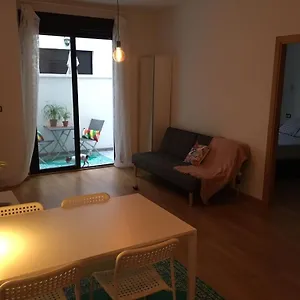 Cosy , City Centre , Parking . Apartamento